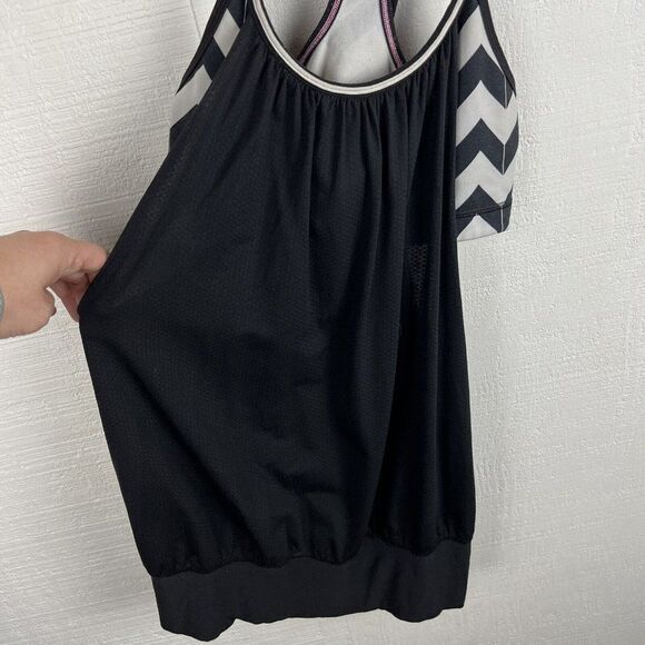 Lululemon No Limit Tank Top 6 Womens Black White Chevron Gym Workout Stretch - Picture 2 of 8